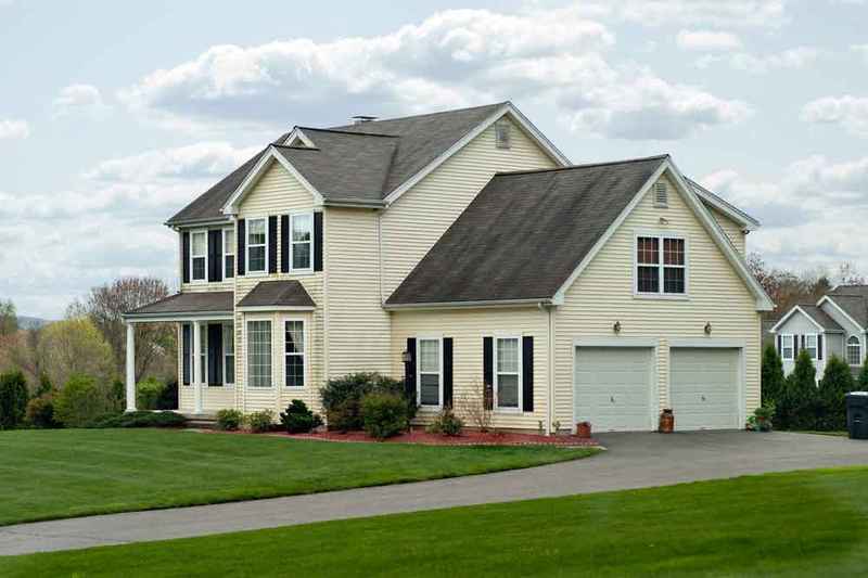 Trusted Roofing Company in Thompson, CT